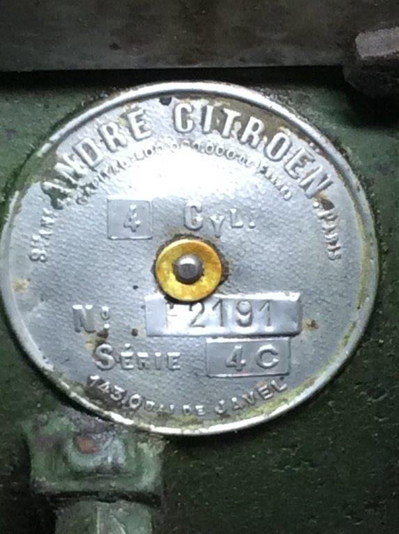 PLAQUE MOTEUR.jpg